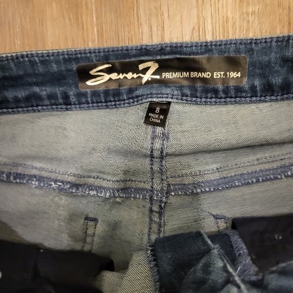 Seven 7 Reeves NWOT Mid Rise Micro Boot Ankle Jeans Ladies Grommets Size 8 - Picture 8 of 14